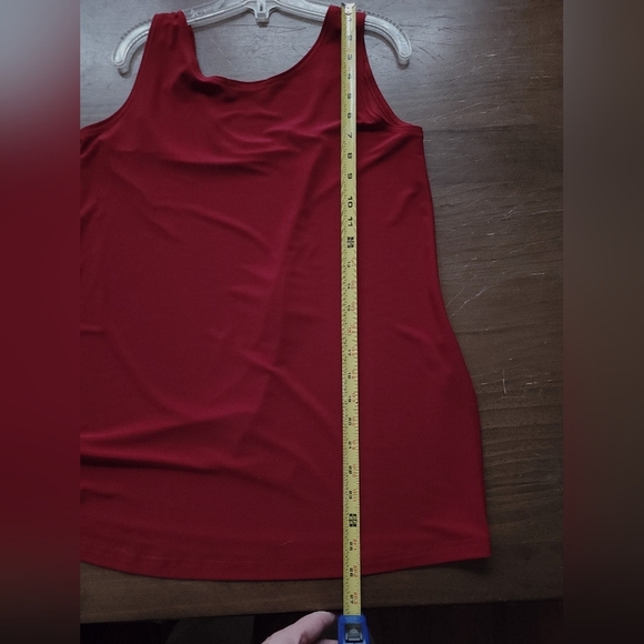 Sympli Made in Canada Solid Red Sleeveless Blouse Size 6 - Picture 5 of 6